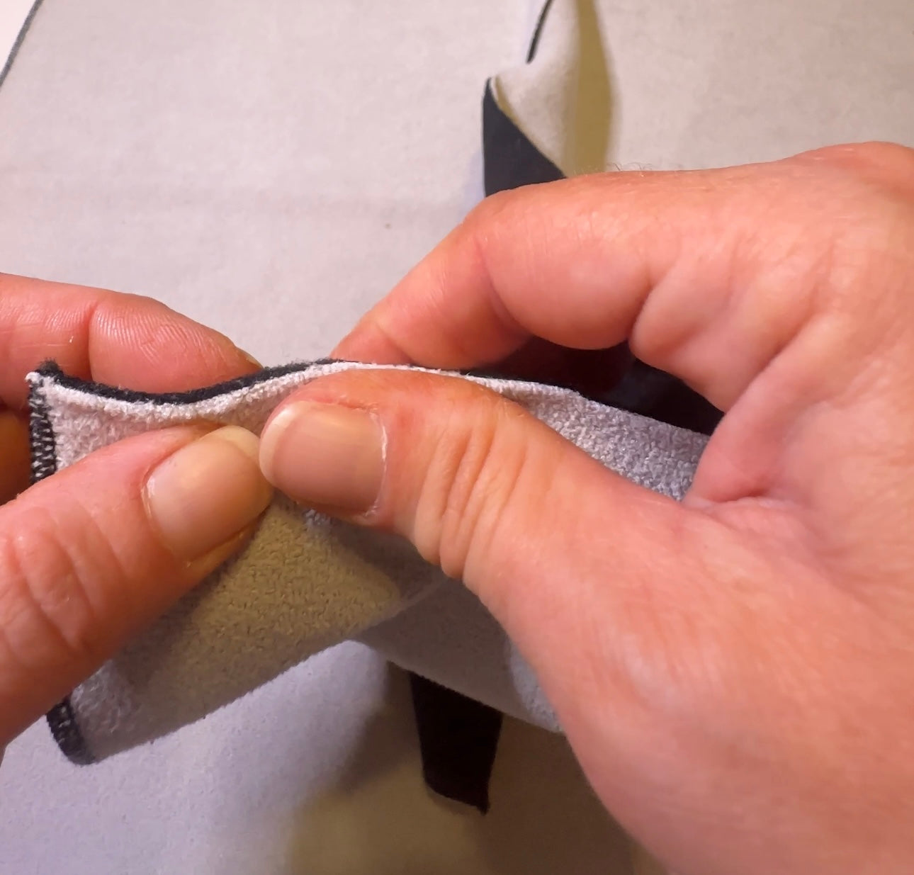 Cashmira™ – Self-Sticking Fabric (Soft, Silent, Reusable)